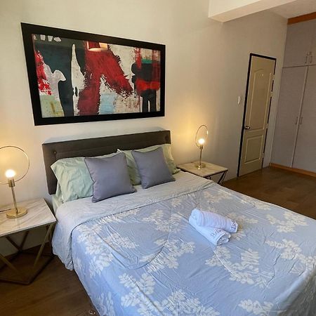 Spacious 1 Bedroom Unit Forbeswood Heights Тагуиг Екстериор снимка